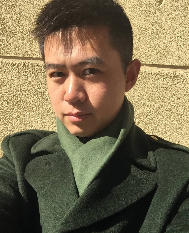 风度的第一张照片--宿迁相亲服务中心