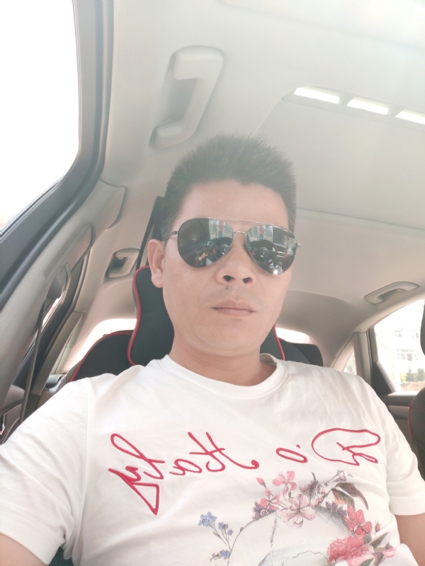 单身已久的第一张照片--宿迁相亲服务中心