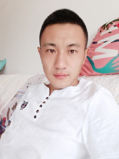 海阔天空的第一张照片--宿迁相亲服务中心