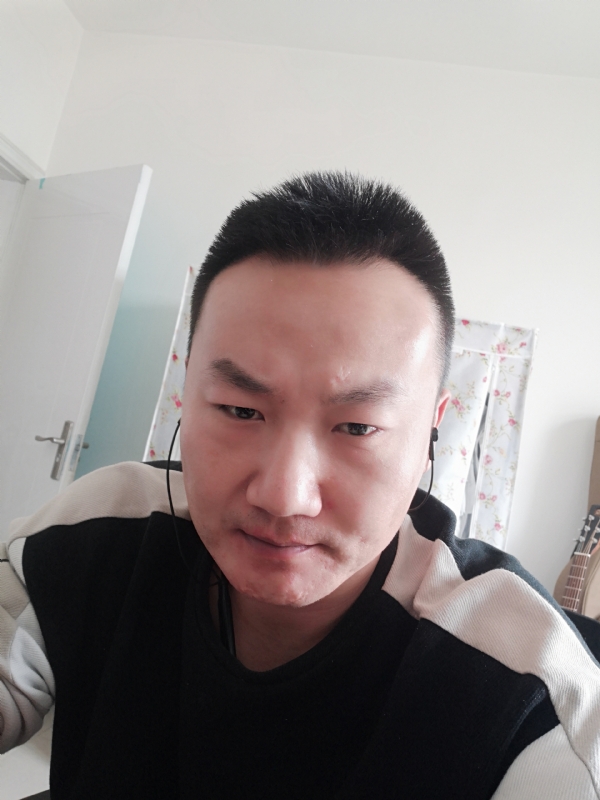 曹先森的第一张照片--宿迁相亲服务中心