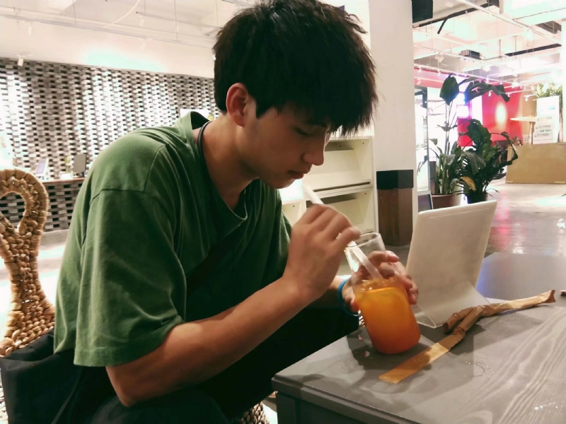 一花一世界的第一张照片--宿迁相亲服务中心