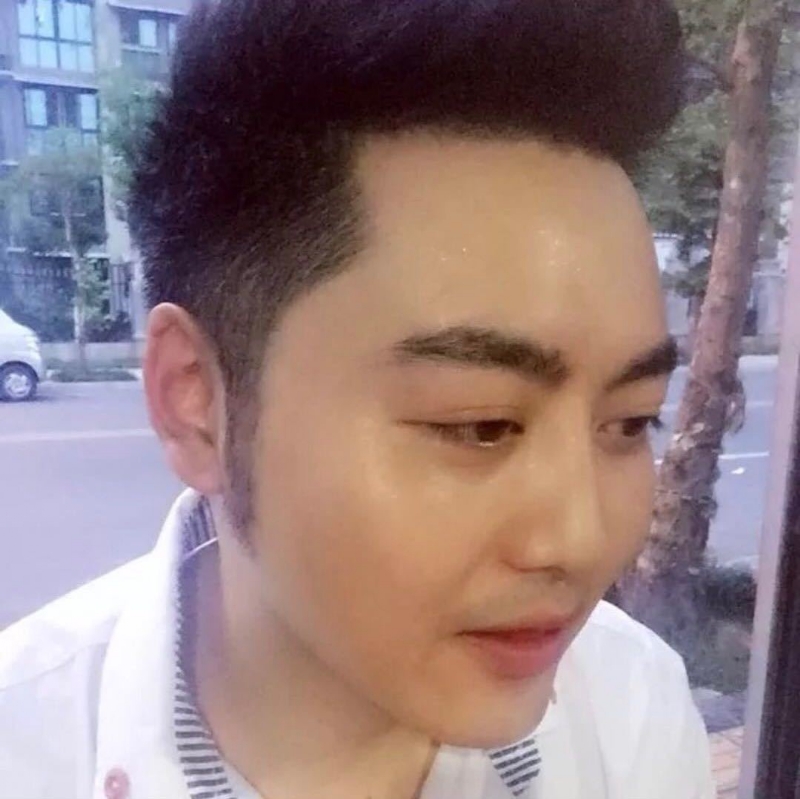 加油吧少年的第一张照片--宿迁相亲服务中心