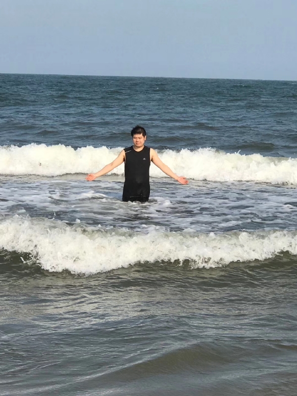 TS杰的第一张照片--宿迁相亲服务中心