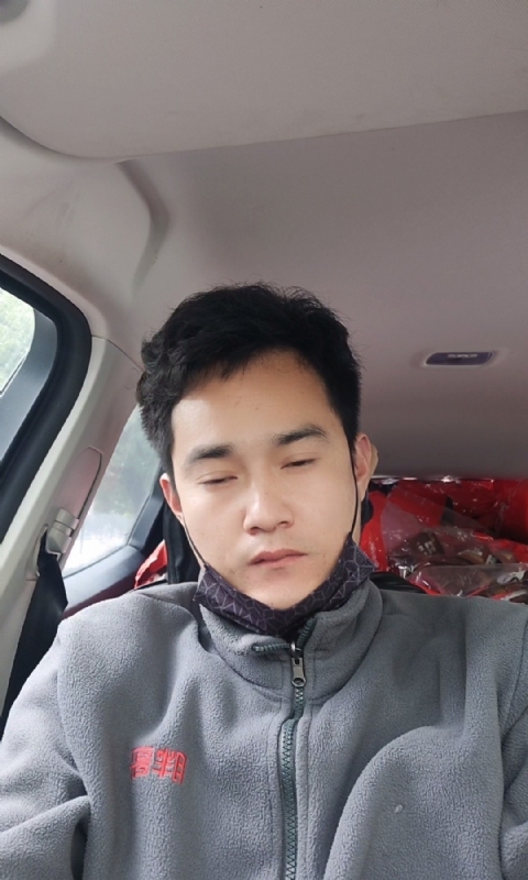 冷锋的第一张照片--宿迁相亲服务中心