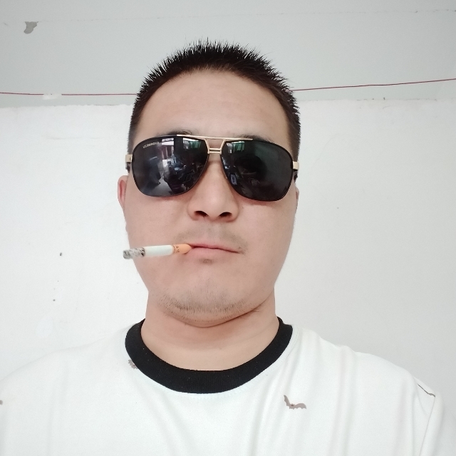 白伟伟的第一张照片--宿迁相亲服务中心