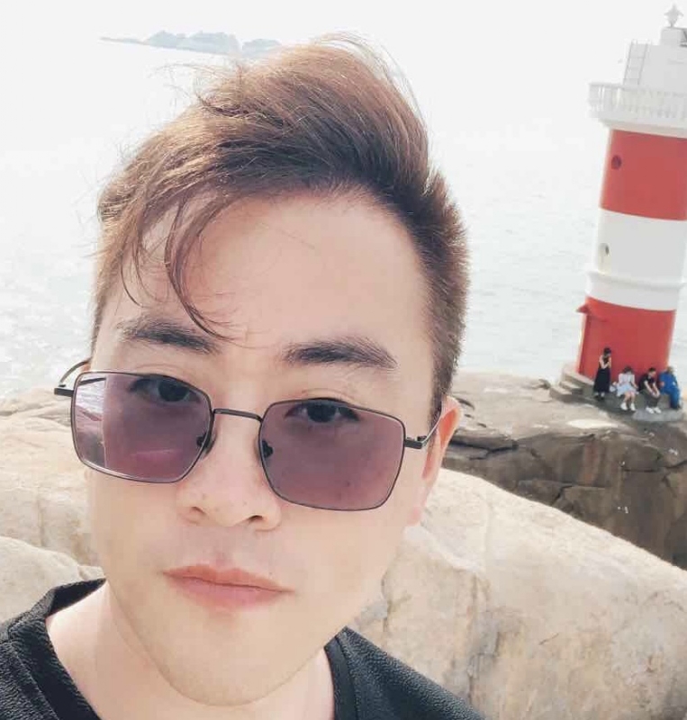 风中的雨的第一张照片--宿迁相亲服务中心