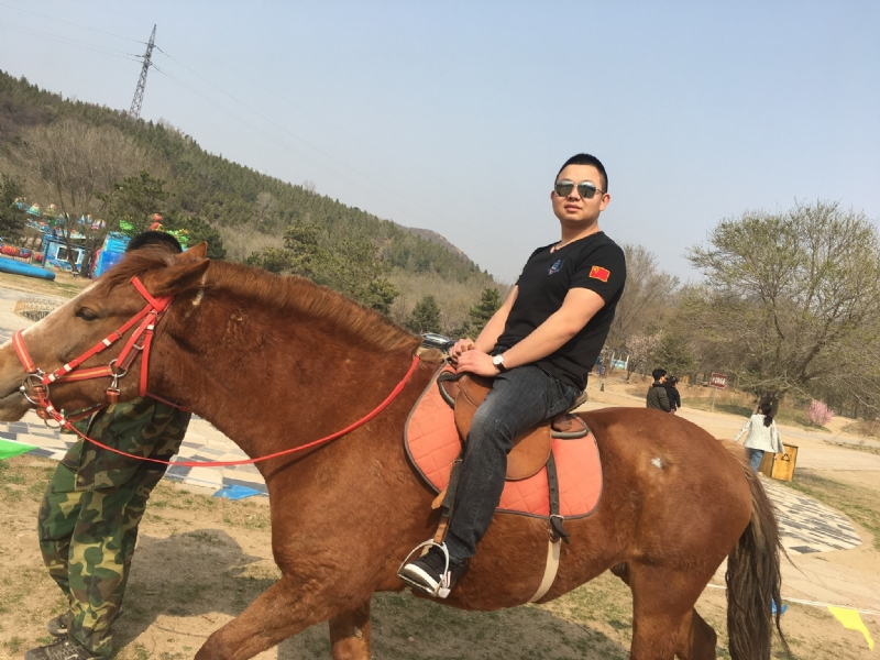 麦田的守望者的第一张照片--宿迁相亲服务中心