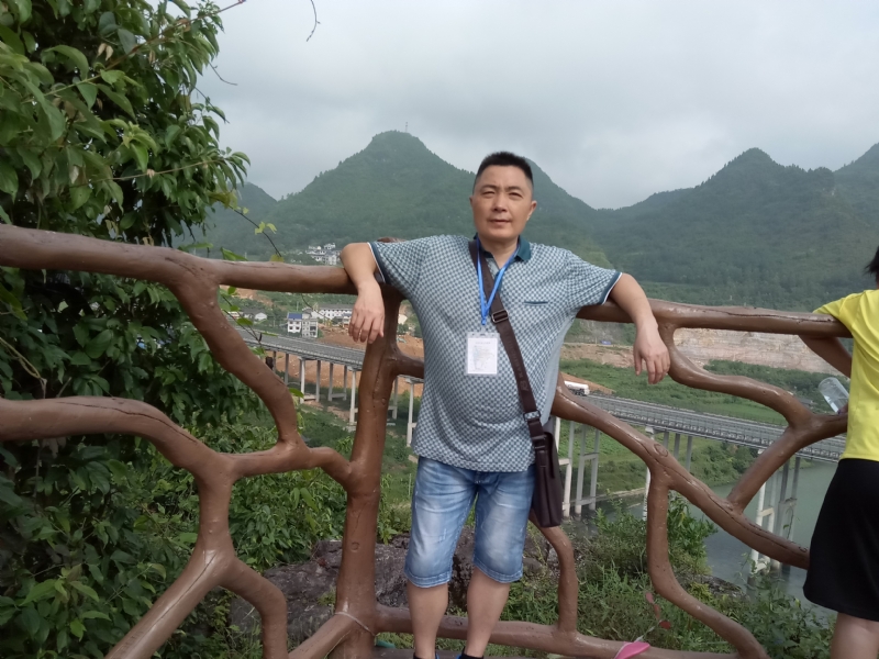 岁月无声的第一张照片--宿迁相亲服务中心