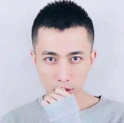 辛酉的第一张照片--宿迁相亲服务中心