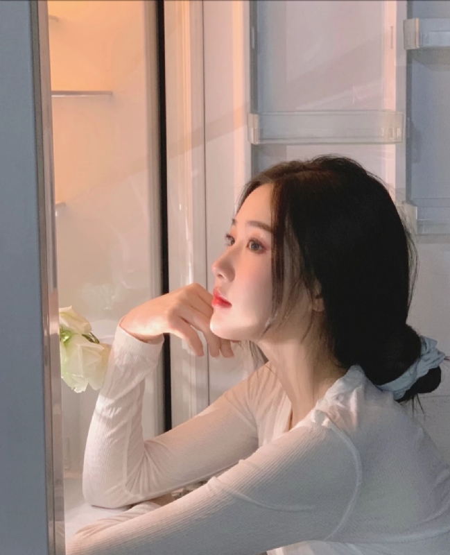 風吹過臉頰的第一张照片--宿迁相亲服务中心