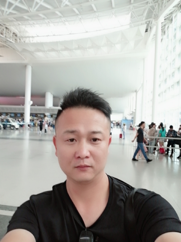 一叶知秋的第一张照片--宿迁相亲服务中心