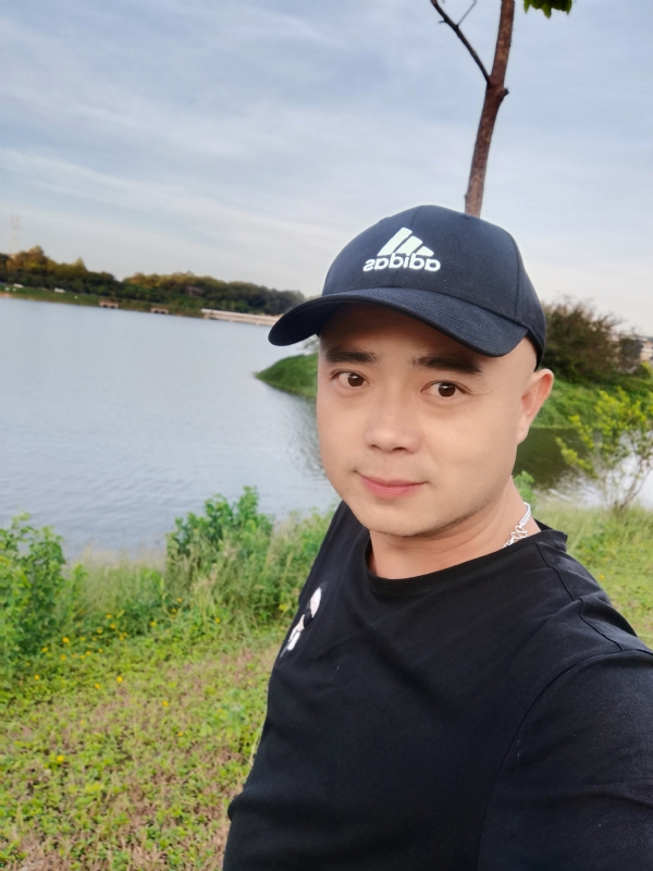 石头哥的第一张照片--宿迁相亲服务中心