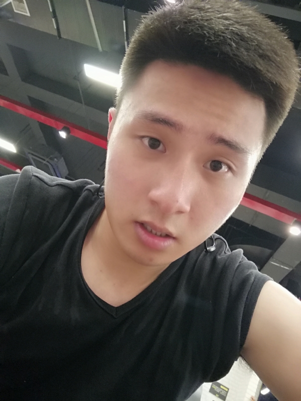 江南的雨的第一张照片--宿迁相亲服务中心