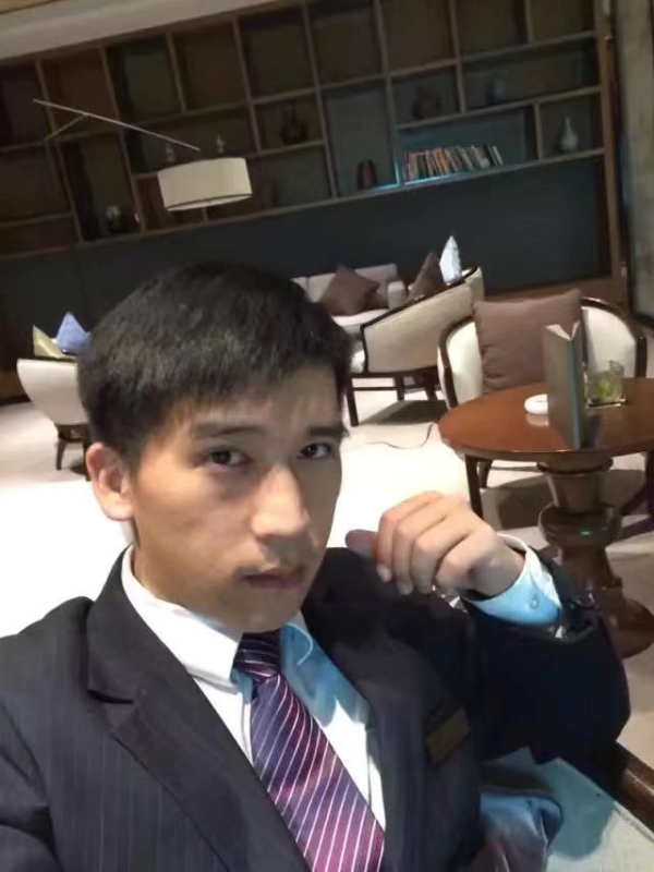 一条孤独的鱼的第二张照片--宿迁相亲服务中心