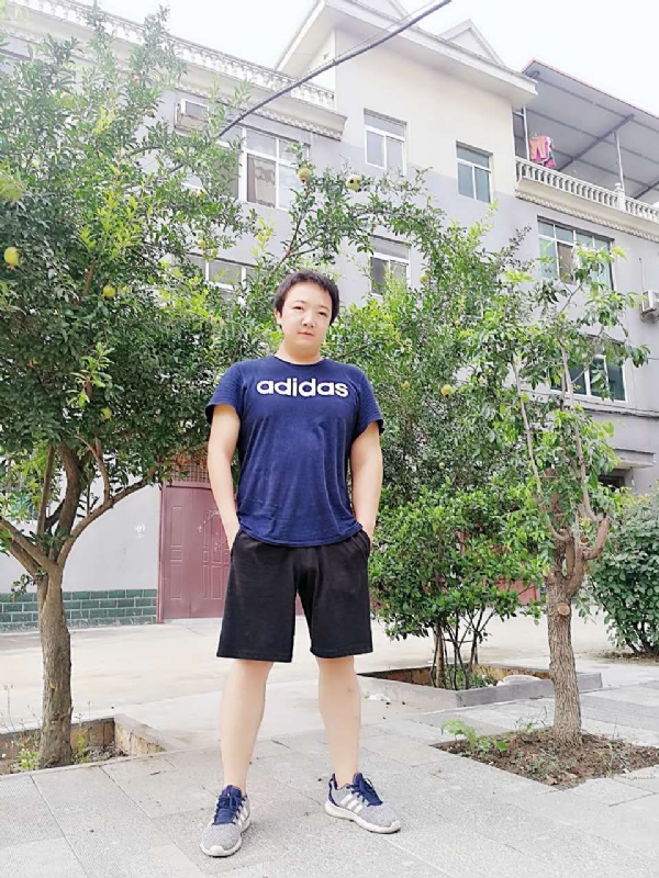 小宇的第一张照片--宿迁相亲服务中心