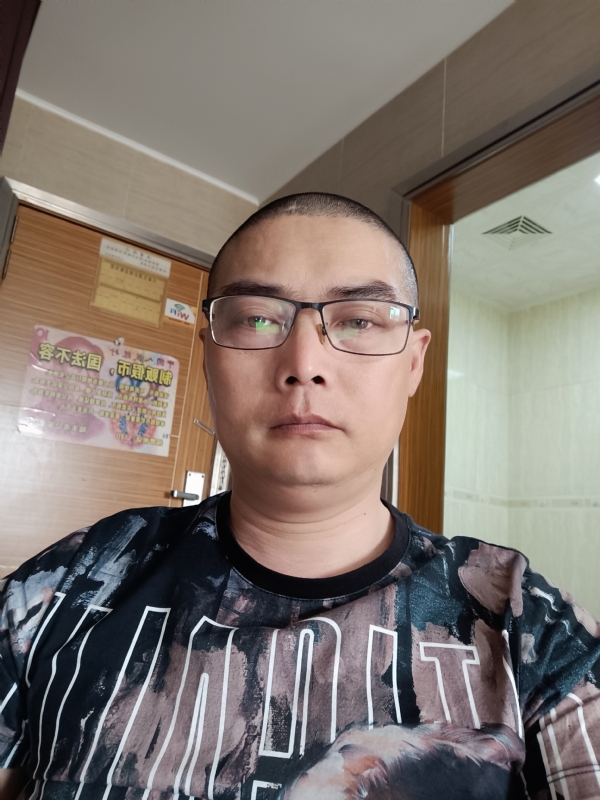 心梦无痕的第一张照片--宿迁相亲服务中心