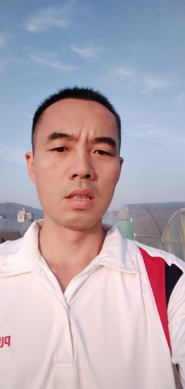 大头鱼的第一张照片--宿迁相亲服务中心