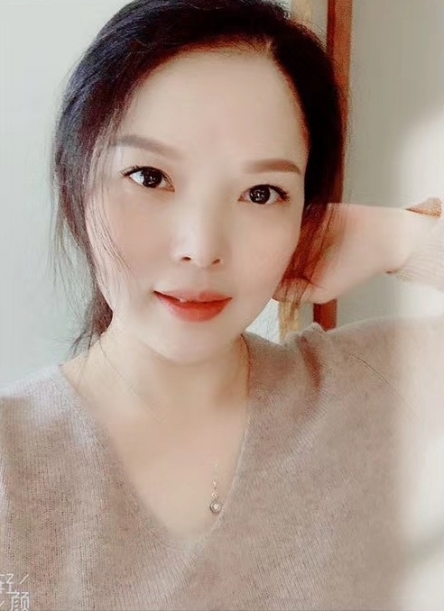 百荷的第一张照片--宿迁相亲服务中心