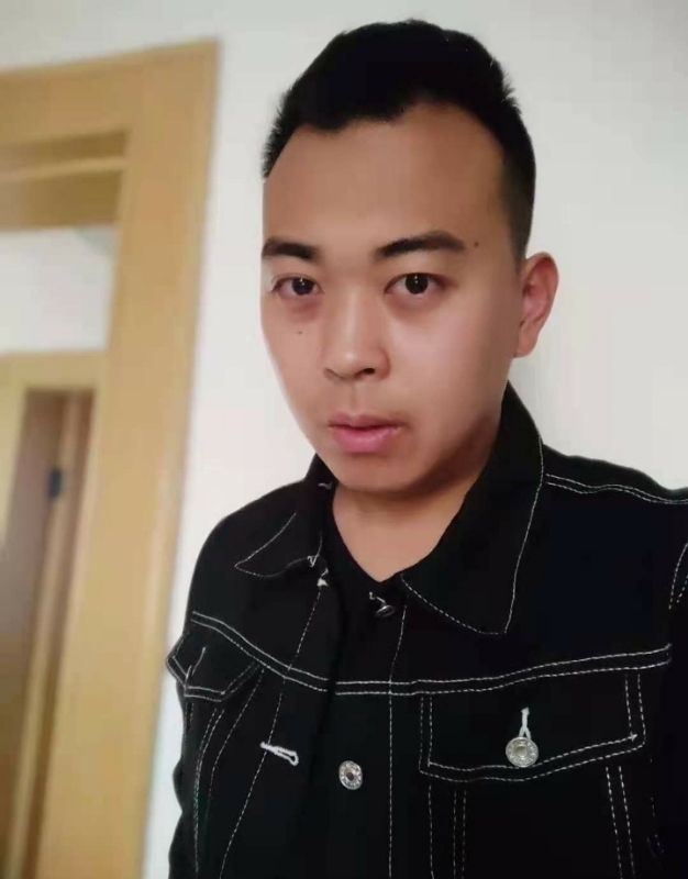 天边一丝风的第一张照片--宿迁相亲服务中心