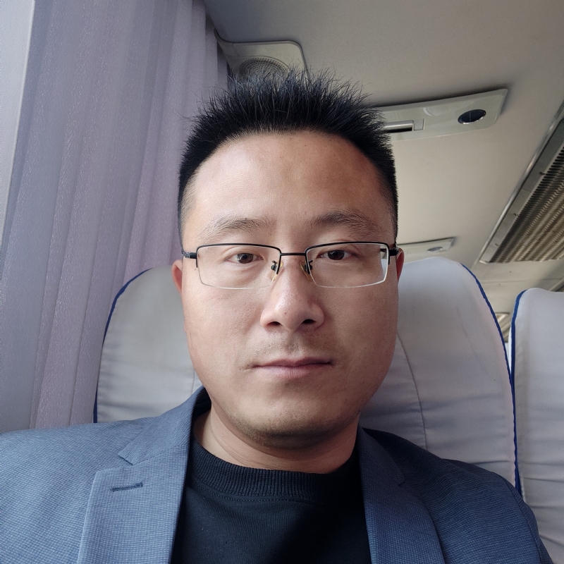 桑业挺的第一张照片--宿迁相亲服务中心