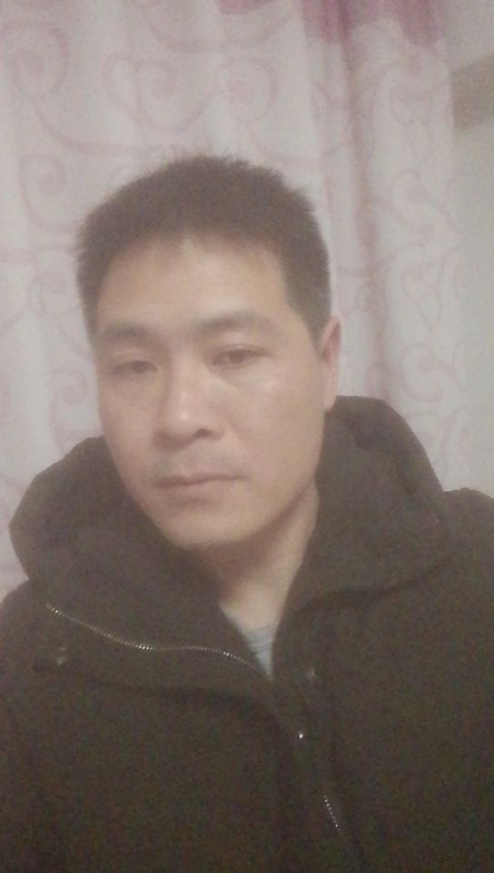 把头抬起来的第一张照片--宿迁相亲服务中心