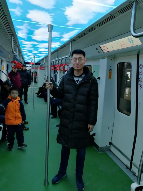 朱利安的第一张照片--宿迁相亲服务中心