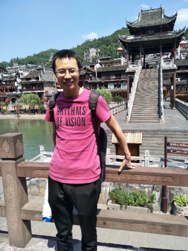 会飞的鱼的第一张照片--宿迁相亲服务中心