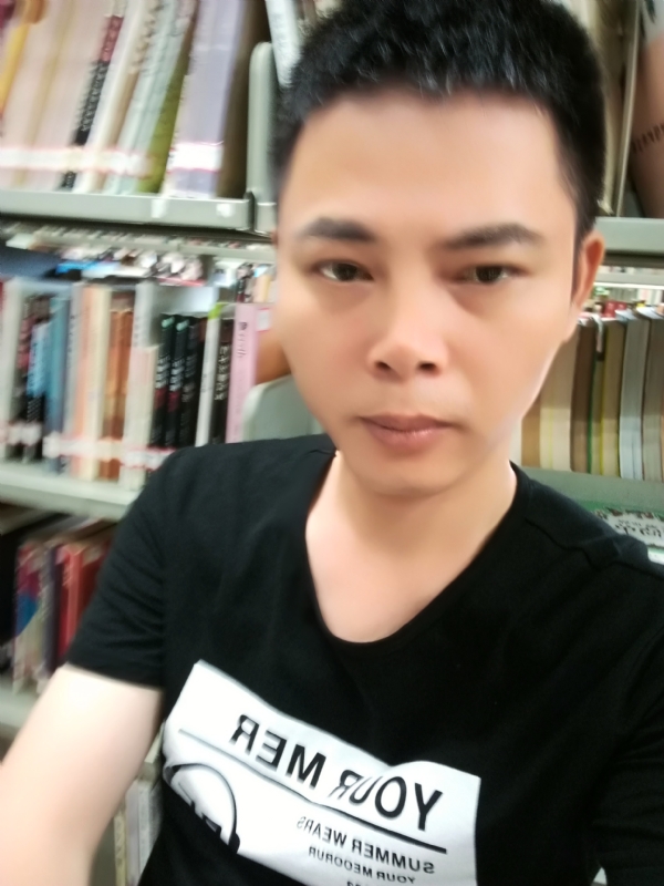 青青子衿的第一张照片--宿迁相亲服务中心