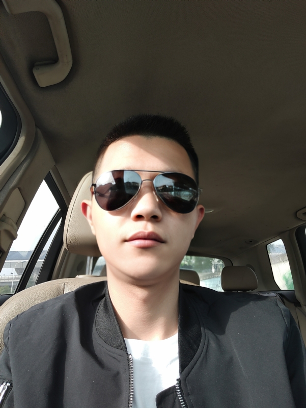 葛先生的第二张照片--宿迁相亲服务中心