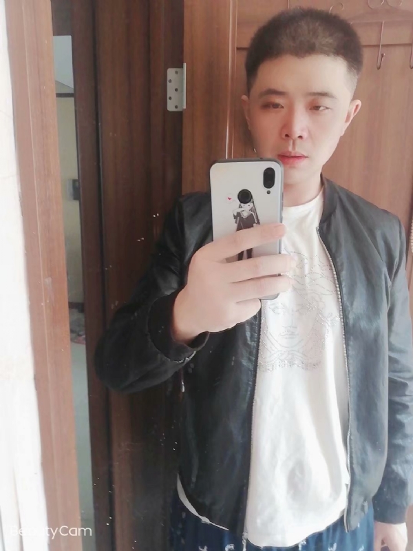 米饭班主的第二张照片--宿迁相亲服务中心