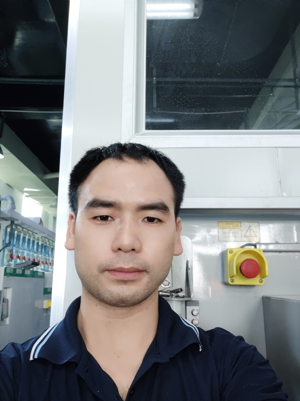 黄伟的第一张照片--宿迁相亲服务中心