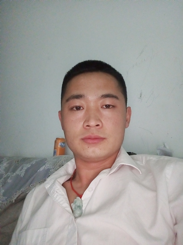 也许太年轻的第一张照片--宿迁相亲服务中心