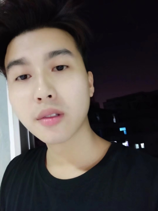 皮特王的第二张照片--宿迁相亲服务中心