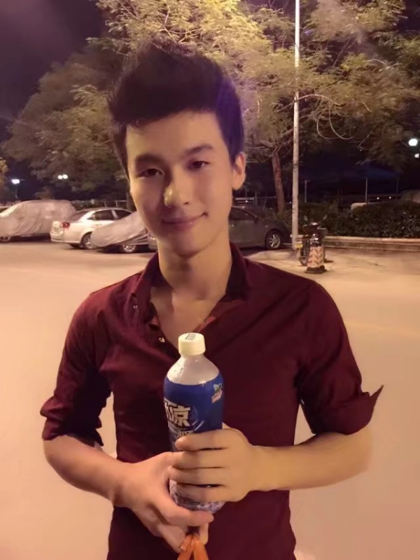 皮特王的第三张照片--宿迁相亲服务中心