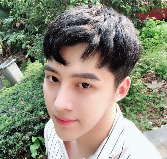 alading的第一张照片--宿迁相亲服务中心