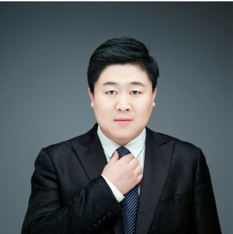 迷途小书童的第一张照片--宿迁相亲服务中心