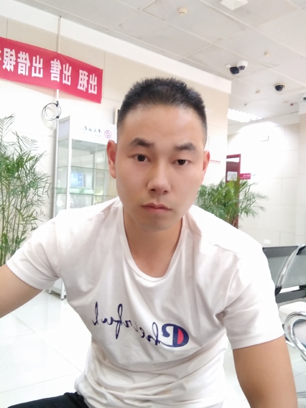 小少的第二张照片--宿迁相亲服务中心