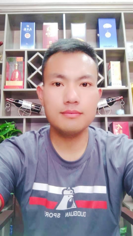 钱乾的第一张照片--宿迁相亲服务中心