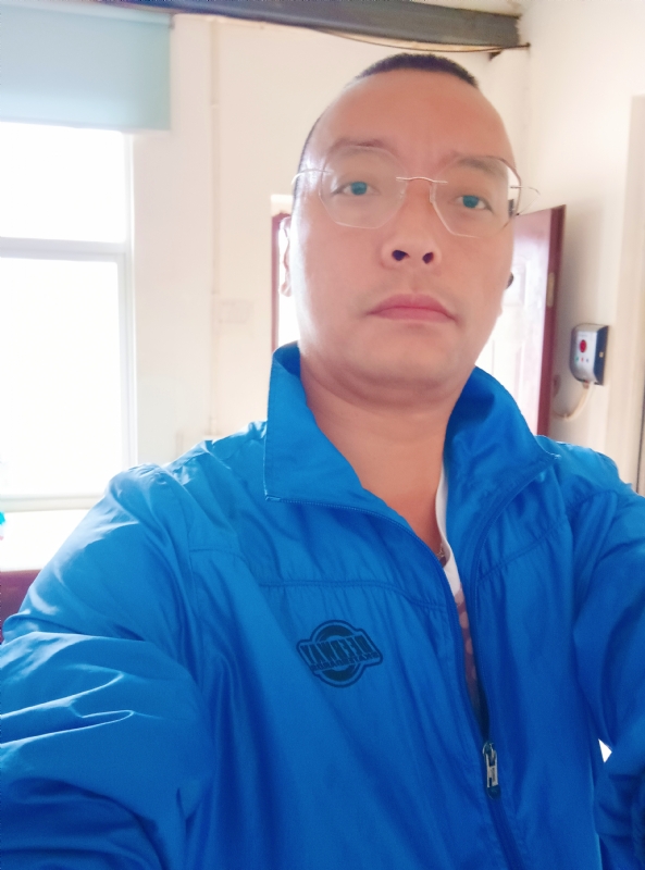 通海混混的第一张照片--宿迁相亲服务中心