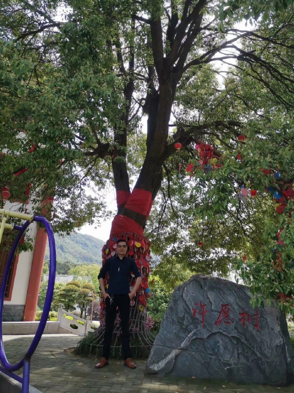 霸气的第一张照片--宿迁相亲服务中心