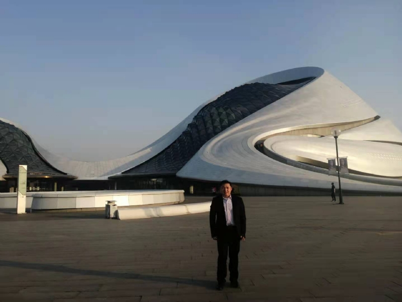 荣荣的第一张照片--宿迁相亲服务中心