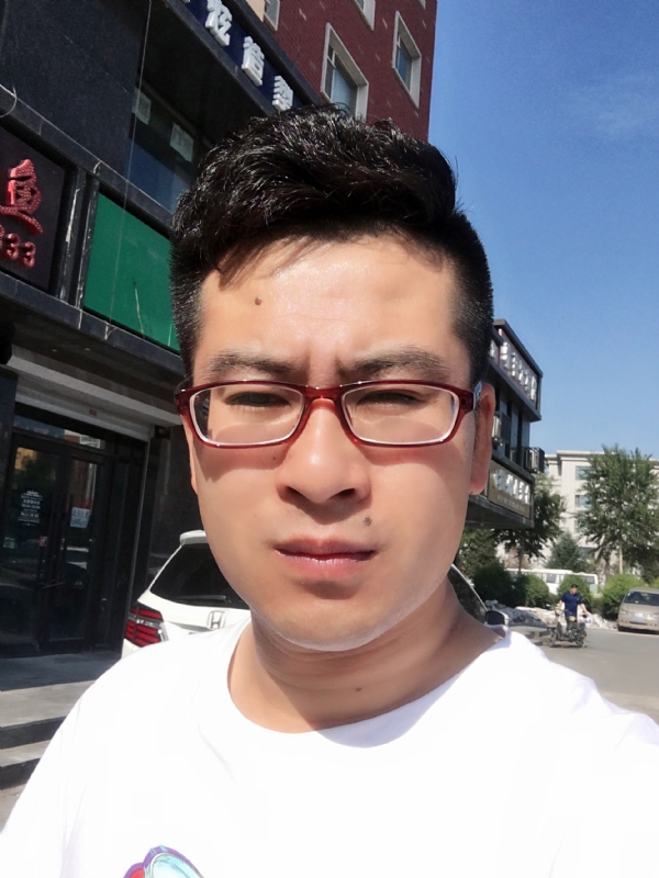 AA首席的第一张照片--宿迁相亲服务中心