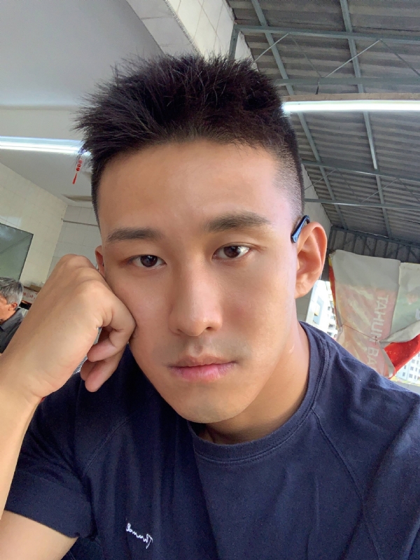 相见恨晚的第二张照片--宿迁相亲服务中心