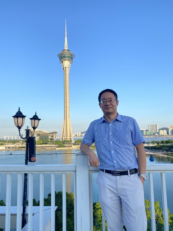 Yangyi的第三张照片--宿迁相亲服务中心