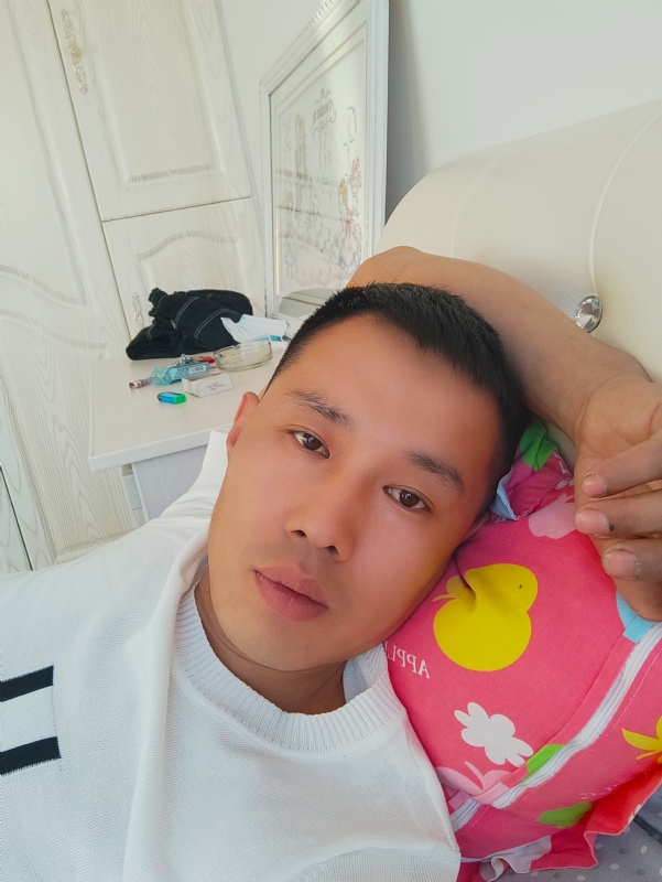 一个人的第一张照片--宿迁相亲服务中心