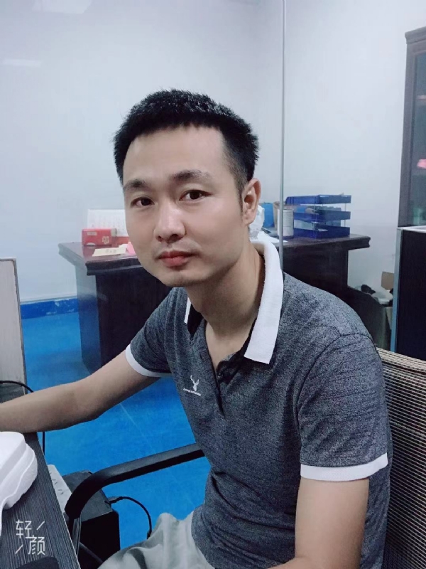 不忘初心的第一张照片--宿迁相亲服务中心