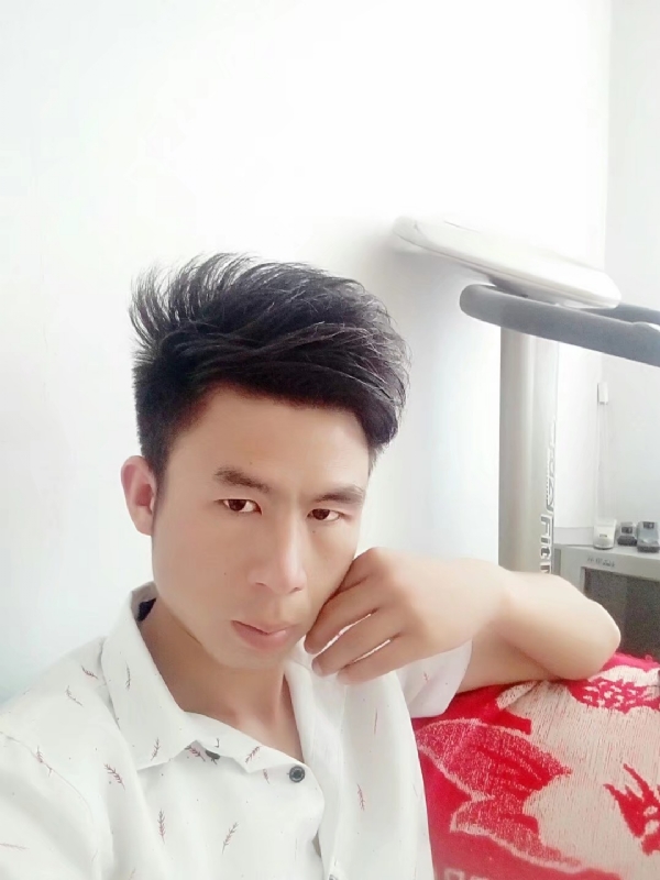 只得一人心的第二张照片--宿迁相亲服务中心