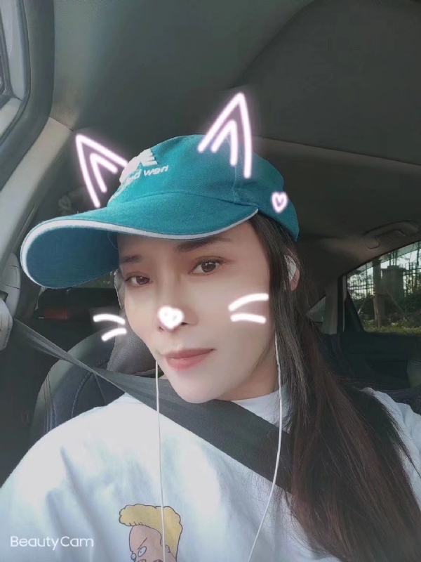 水瓶座的第二张照片--宿迁相亲服务中心