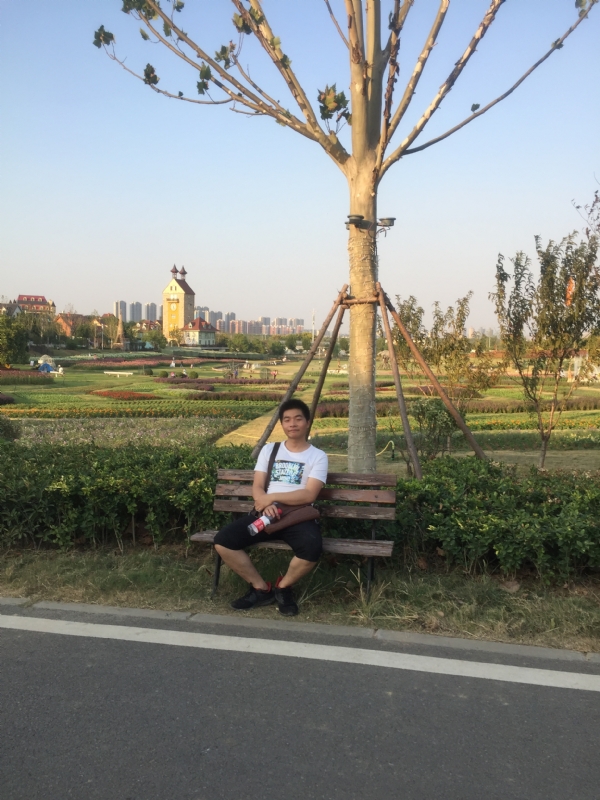 大鹏的第一张照片--宿迁相亲服务中心