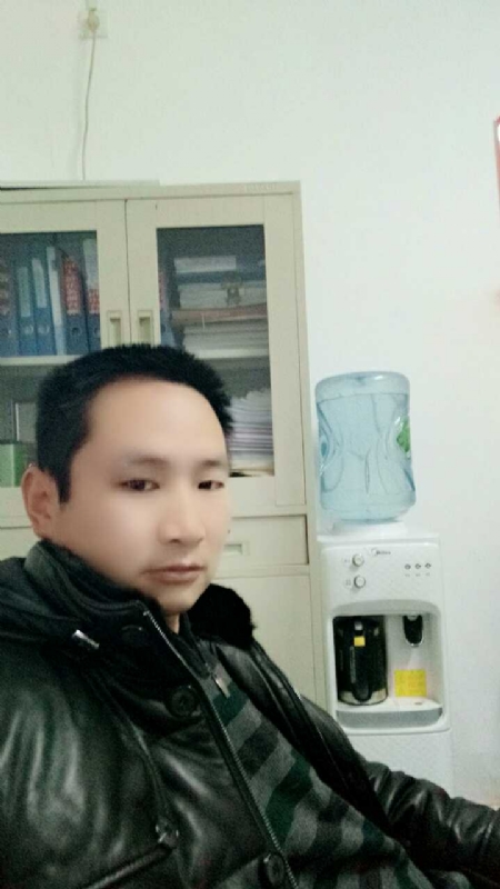 蓝色棒棒糖的第一张照片--宿迁相亲服务中心